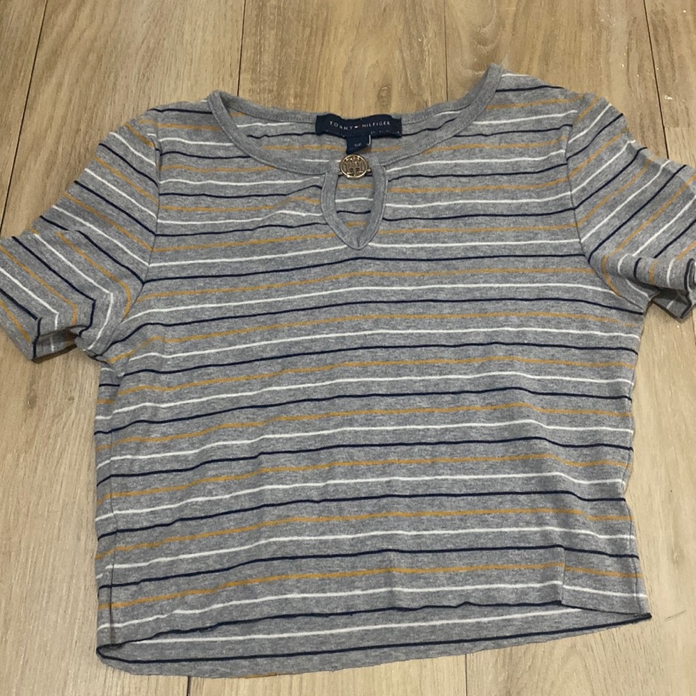 tommy hilfiger stripped crop top!
